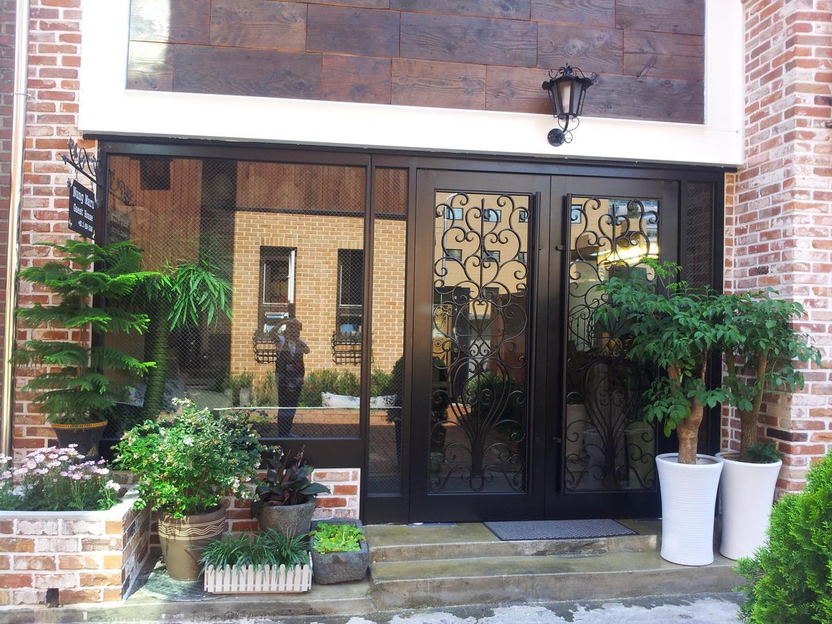 Nungmaru Guest house