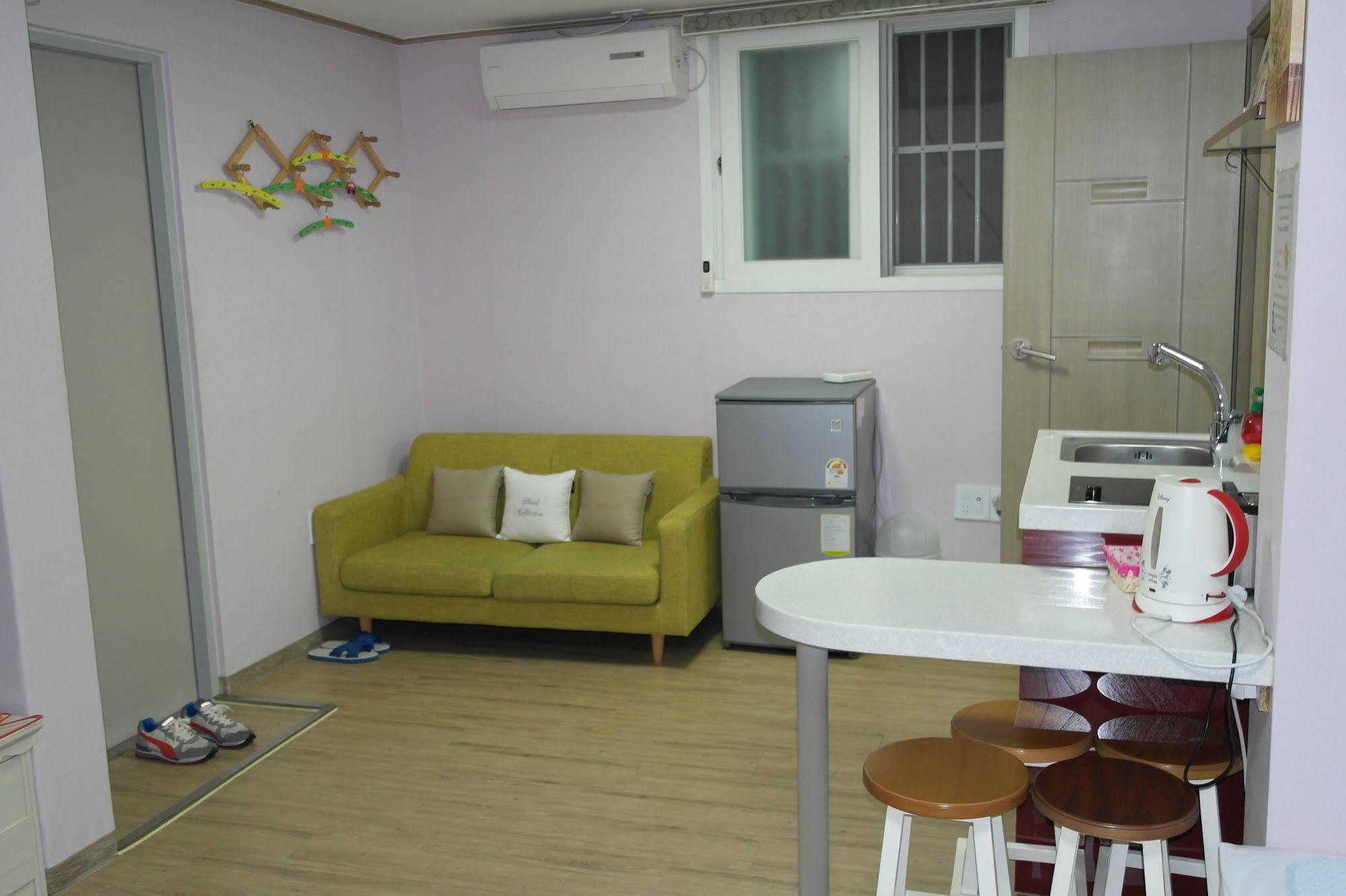 Guest house Nungmaru 2*
